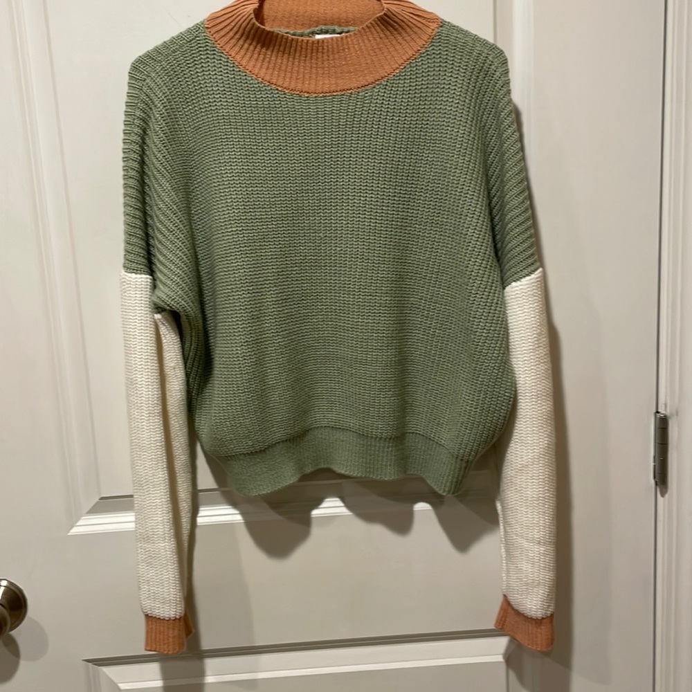 Mock turtle neck knit sweater